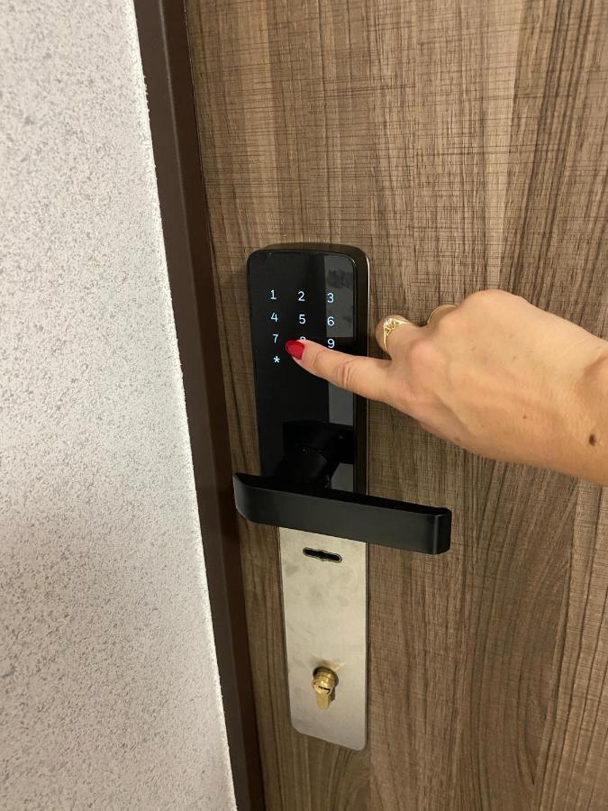 Apartamenty Magia Z Bezplatnym Parkingiem I Klimatyzacja Rzeszów Zewnętrze zdjęcie